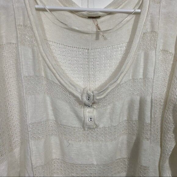 Free People White Knit Burnout V-Neck Sweater - Picture 3 of 4